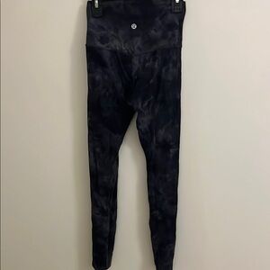 Lululemon aligned black die leggings
